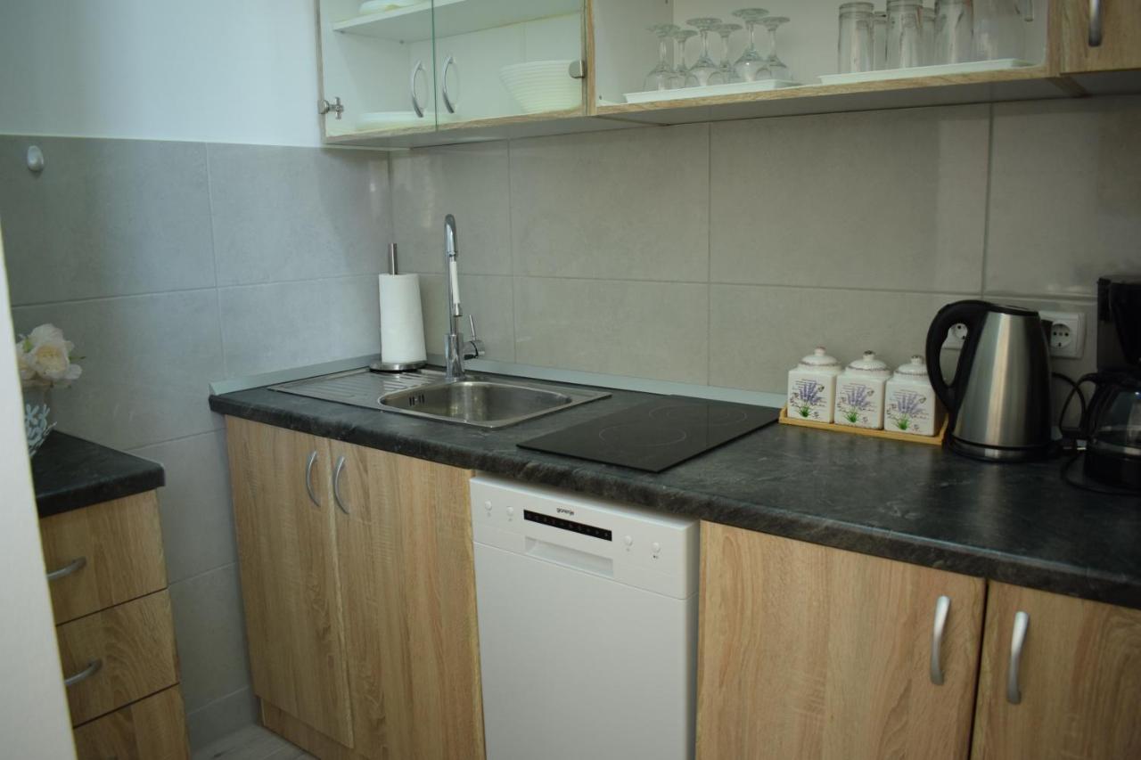 Optimist Makarska Town Center Apartment Exterior photo