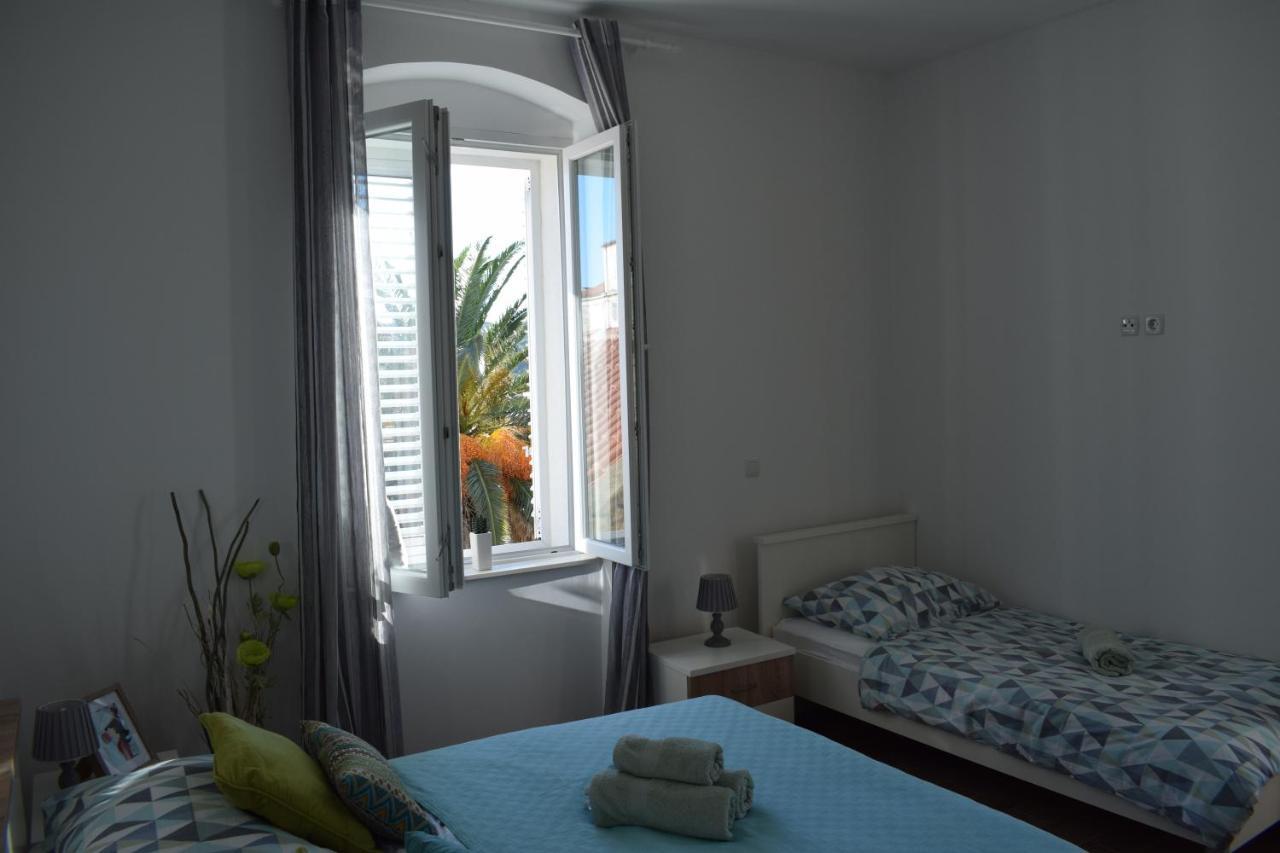 Optimist Makarska Town Center Apartment Exterior photo