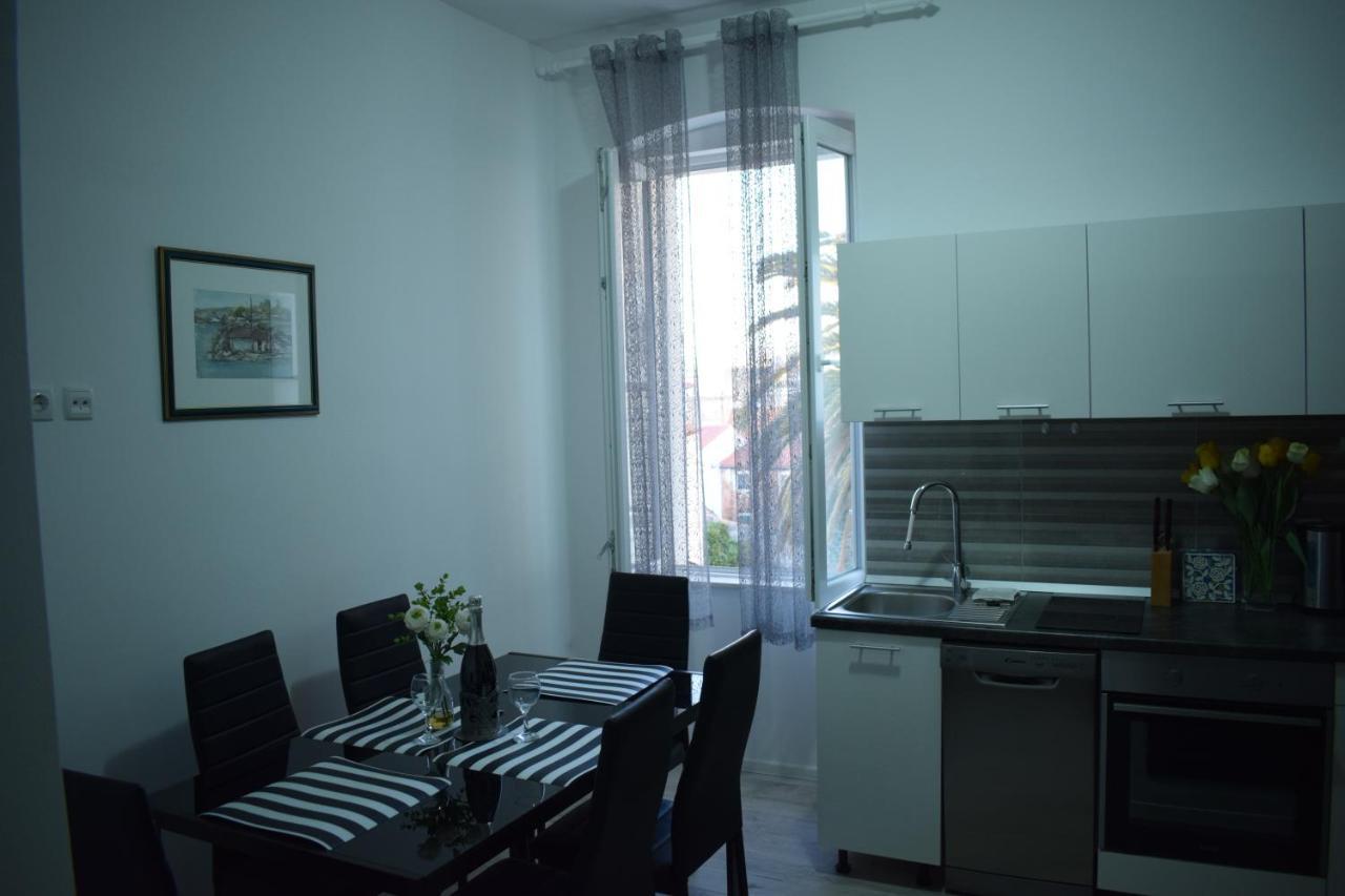 Optimist Makarska Town Center Apartment Exterior photo